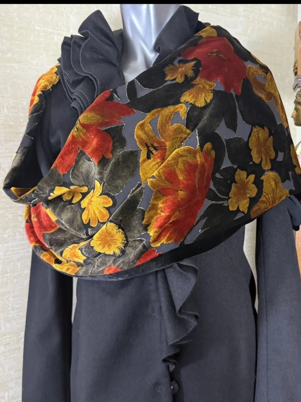Nordstrom Signature Velvet Scarf Floral Silk Blend Made in Italy Luxury Roses